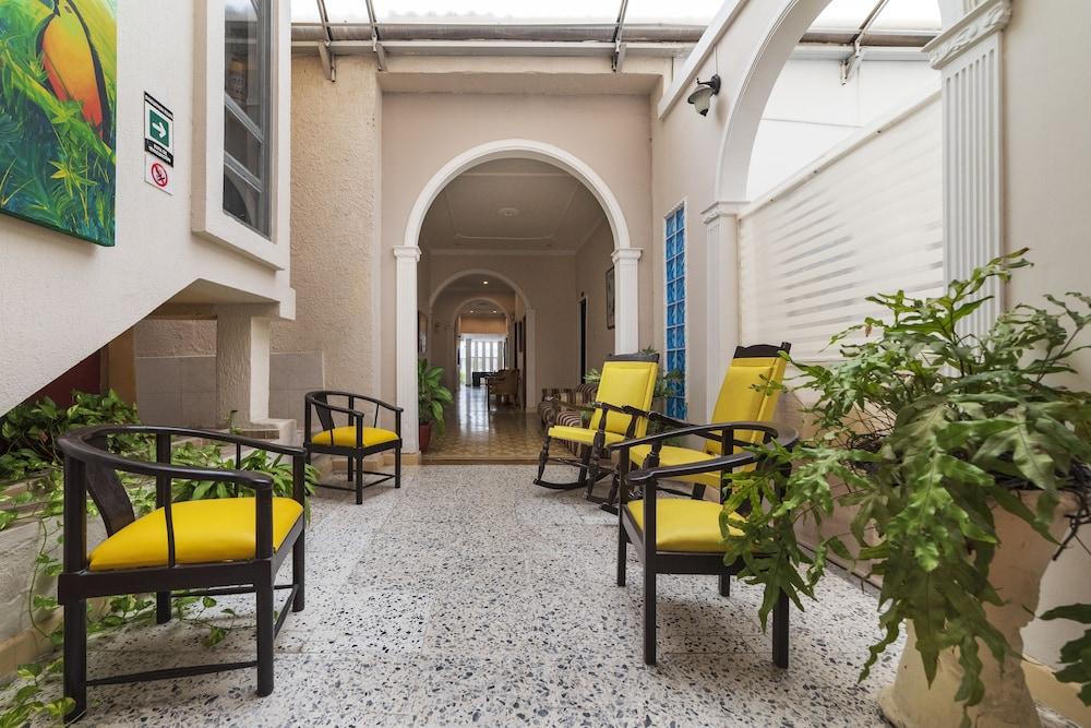 Ayenda Hotel Virrey 76 巴兰基亚 外观 照片